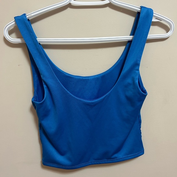 Bright blue contour tank top - Picture 2 of 3